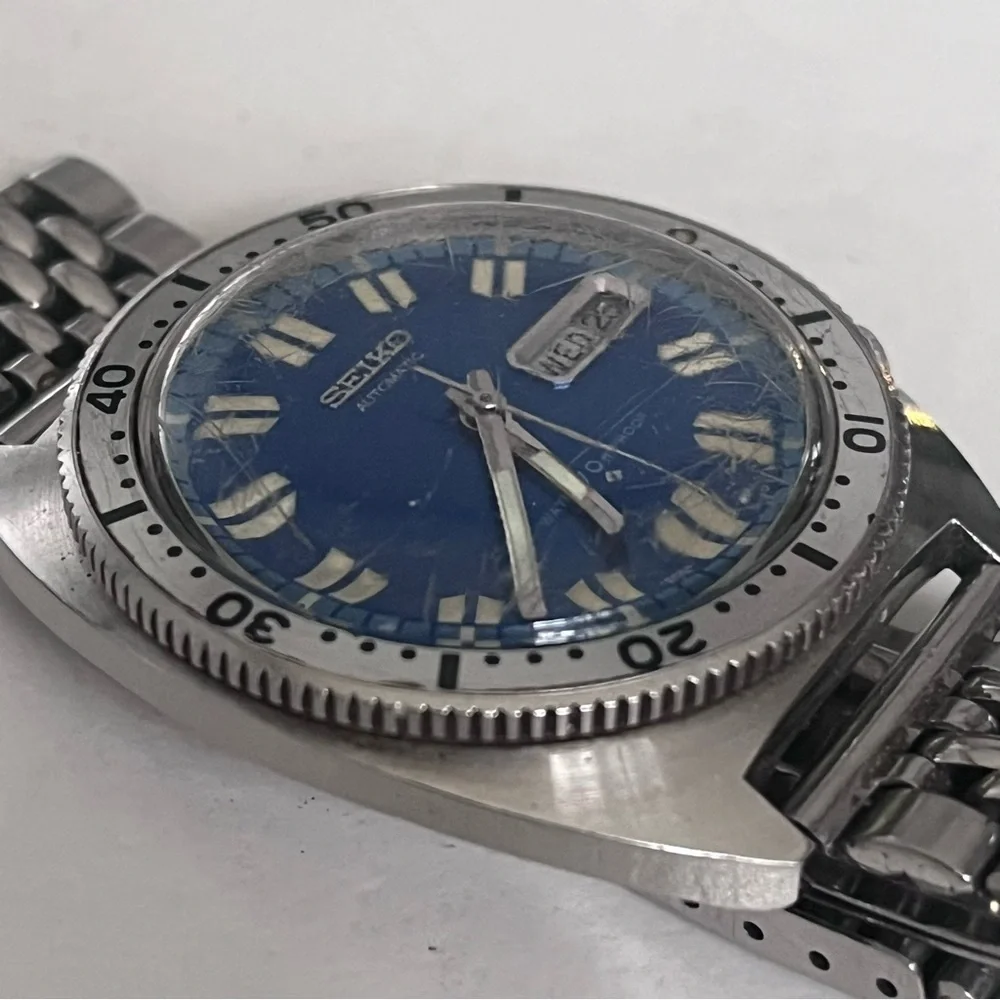 SEIKO 6106-8100 1ST SPORT DIVER Men's Watch Day Date